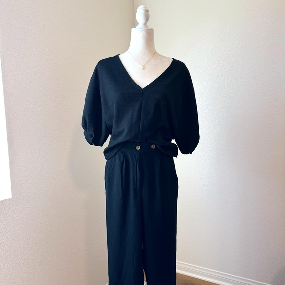 Zara Shortsleeve Blouse - Picture 1 of 7